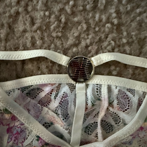 Savage x Fenty Savage Not Sorry Unlined Lace Balconette Bra and Cheeky Panty set - Picture 5 of 7